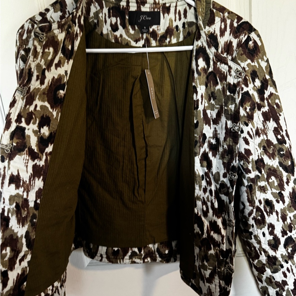 NWT J.Crew quilted lady jacket in autumn cheetah print size small olive green - Picture 7 of 7